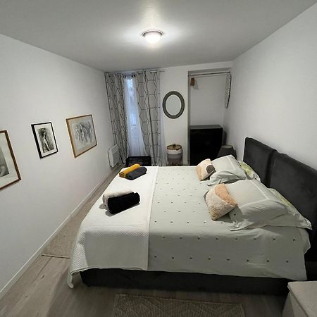 Appartement Paisible Кліші Екстер'єр фото